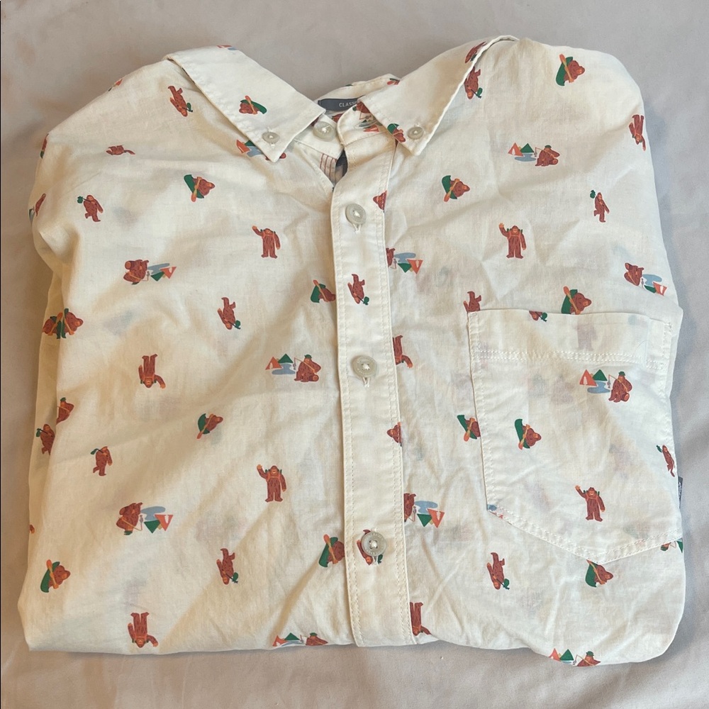 Men’s Eddie Bauer Light Beige Shirt with Sasquatch and Fishing Design